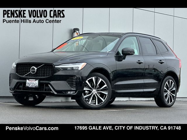 2024 Volvo XC60 Plus Dark Theme