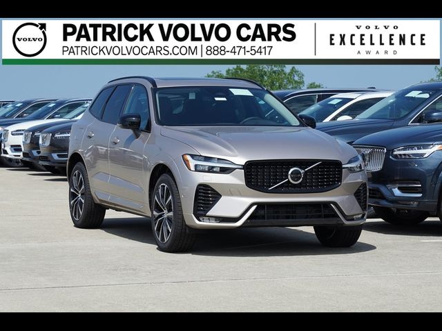 2024 Volvo XC60 Plus Dark Theme