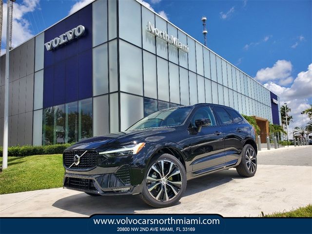 2024 Volvo XC60 Plus Dark Theme