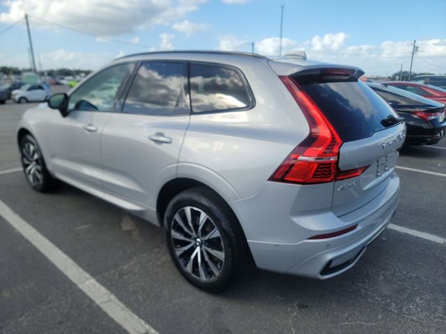 2024 Volvo XC60 Plus Dark Theme