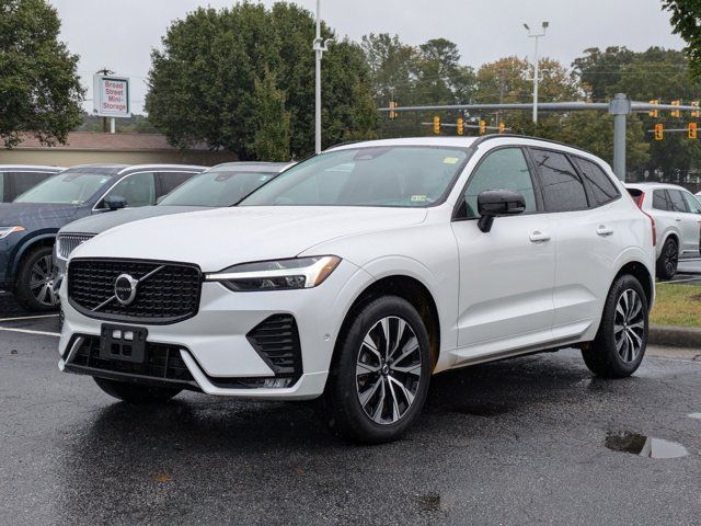 2024 Volvo XC60 Plus Dark Theme