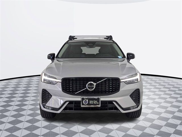 2024 Volvo XC60 Plus Dark Theme