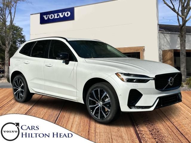 2024 Volvo XC60 Plus Dark Theme