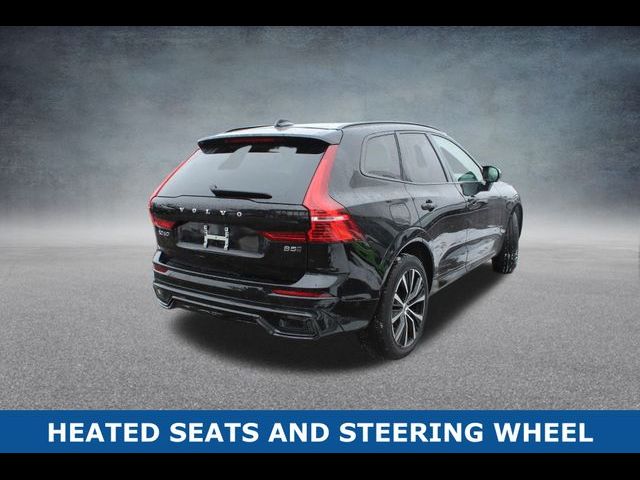 2024 Volvo XC60 Plus Dark Theme