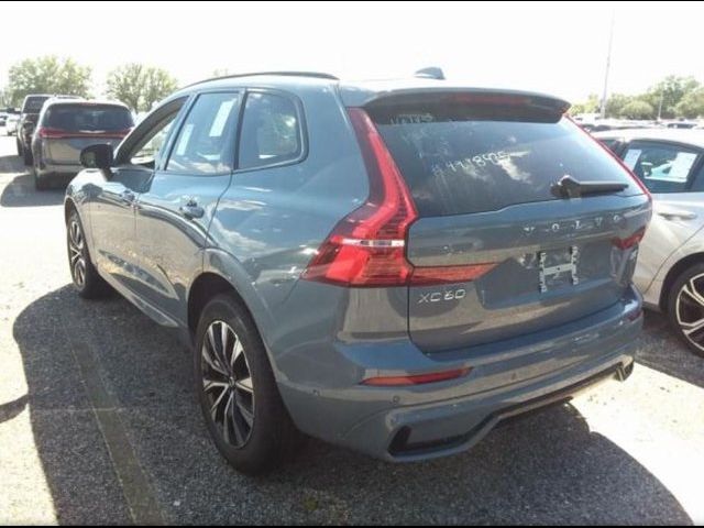 2024 Volvo XC60 Plus Dark Theme