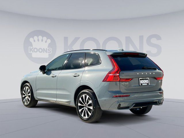 2024 Volvo XC60 Plus Dark Theme