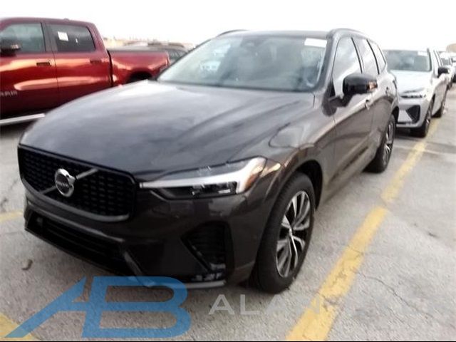 2024 Volvo XC60 Plus Dark Theme