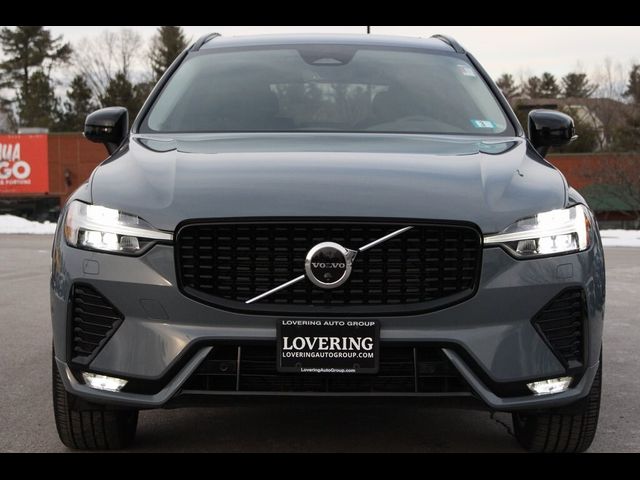 2024 Volvo XC60 Plus Dark Theme