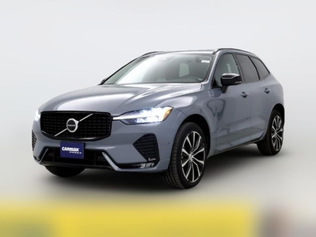 2024 Volvo XC60 Plus Dark Theme