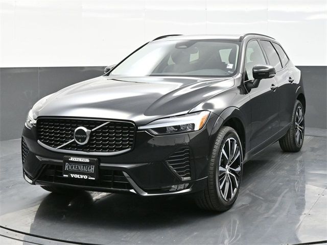 2024 Volvo XC60 Plus Dark Theme