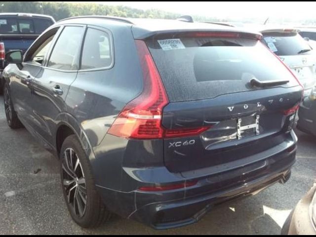 2024 Volvo XC60 Plus Dark Theme