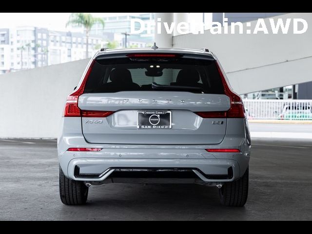 2024 Volvo XC60 Plus Dark Theme