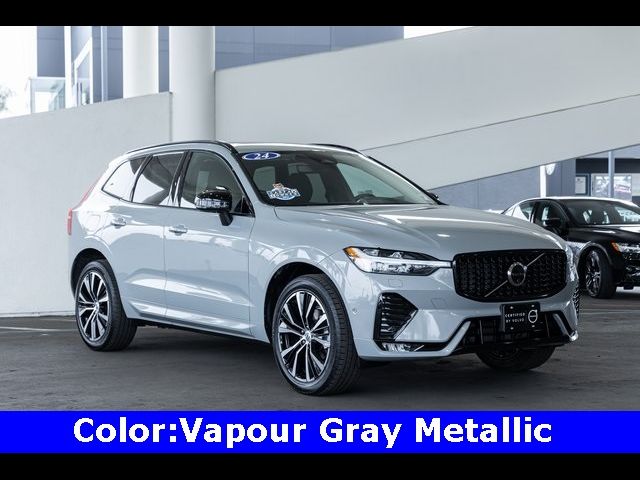 2024 Volvo XC60 Plus Dark Theme