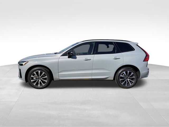 2024 Volvo XC60 Plus Dark Theme