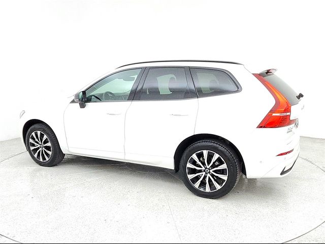 2024 Volvo XC60 Plus Dark Theme