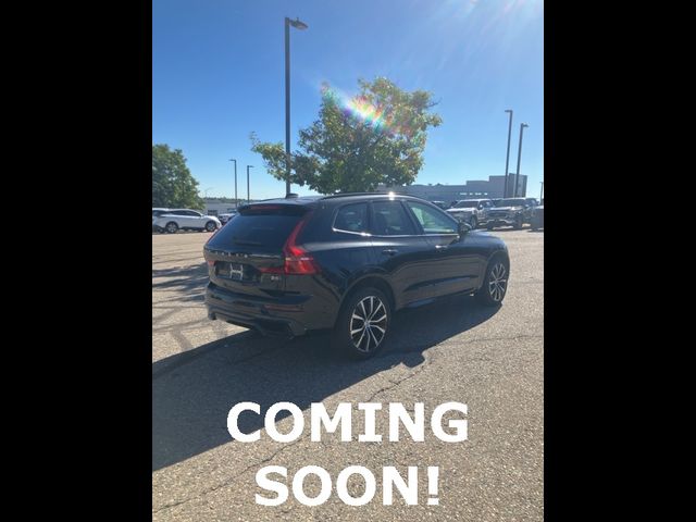 2024 Volvo XC60 Plus Dark Theme