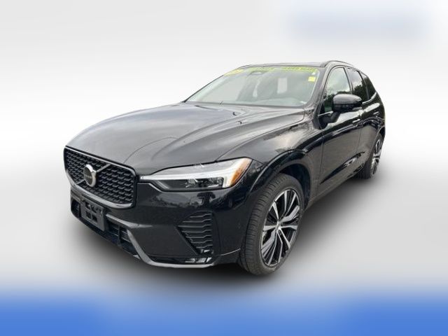 2024 Volvo XC60 Plus Dark Theme