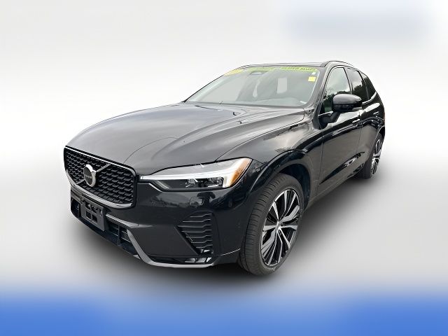 2024 Volvo XC60 Plus Dark Theme