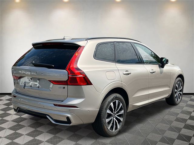 2024 Volvo XC60 Plus Dark Theme