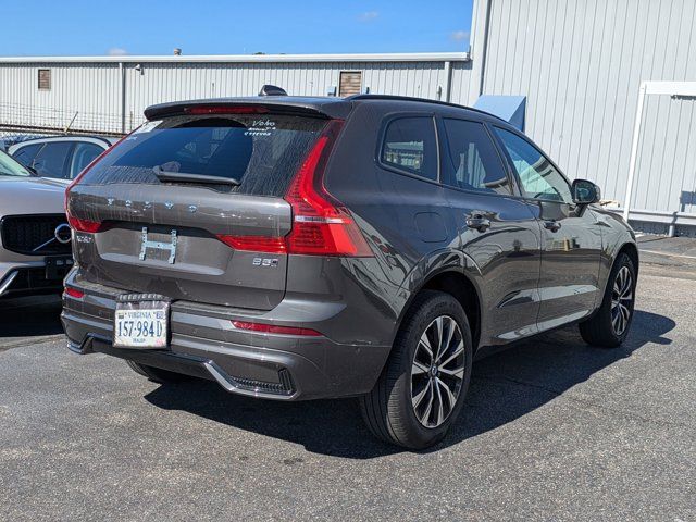 2024 Volvo XC60 Plus Dark Theme