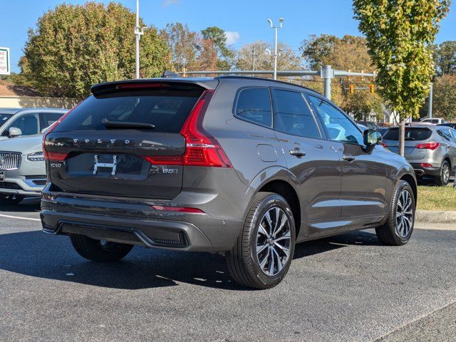 2024 Volvo XC60 Plus Dark Theme