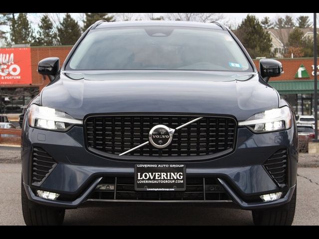 2024 Volvo XC60 Plus Dark Theme