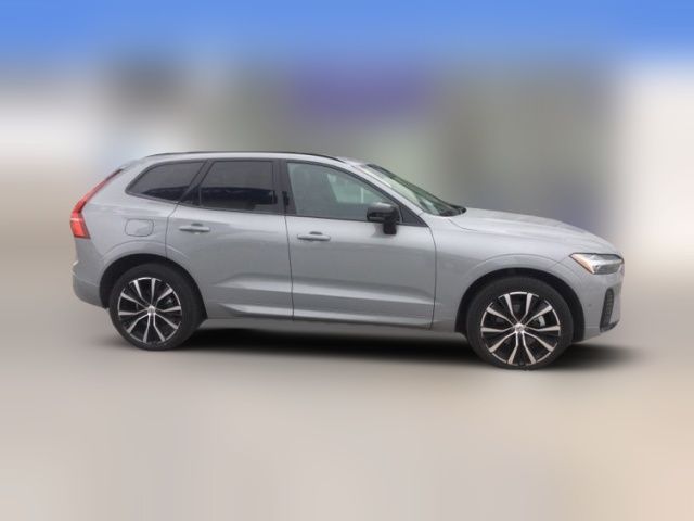 2024 Volvo XC60 Plus Dark Theme