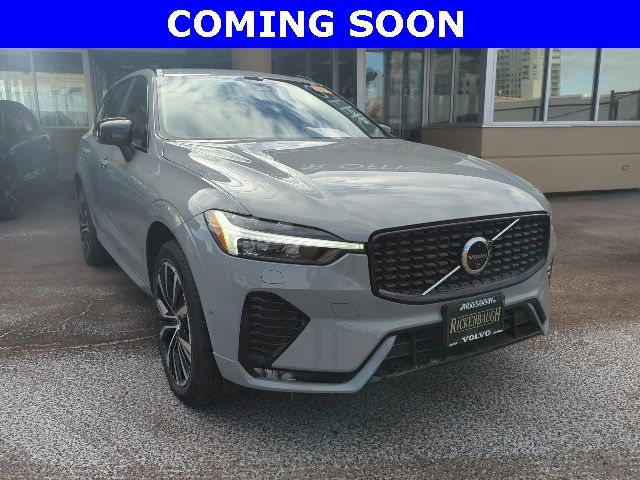 2024 Volvo XC60 Plus Dark Theme