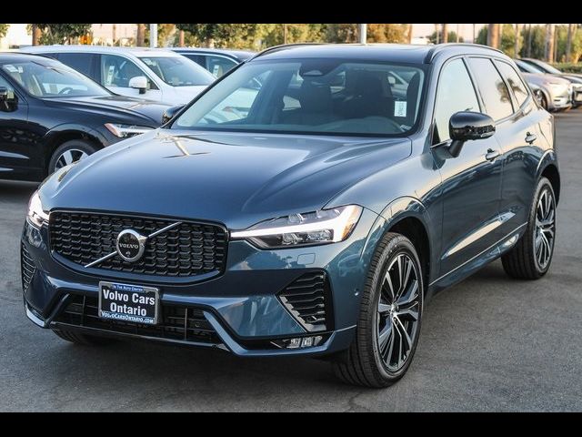 2024 Volvo XC60 Plus Dark Theme