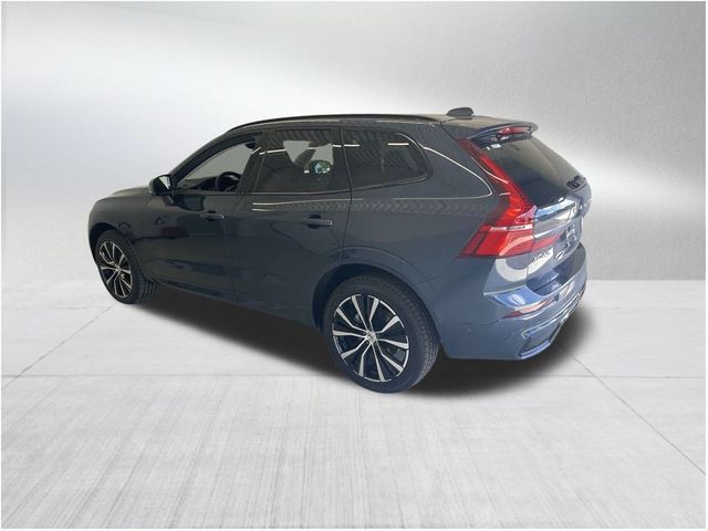 2024 Volvo XC60 Plus Dark Theme