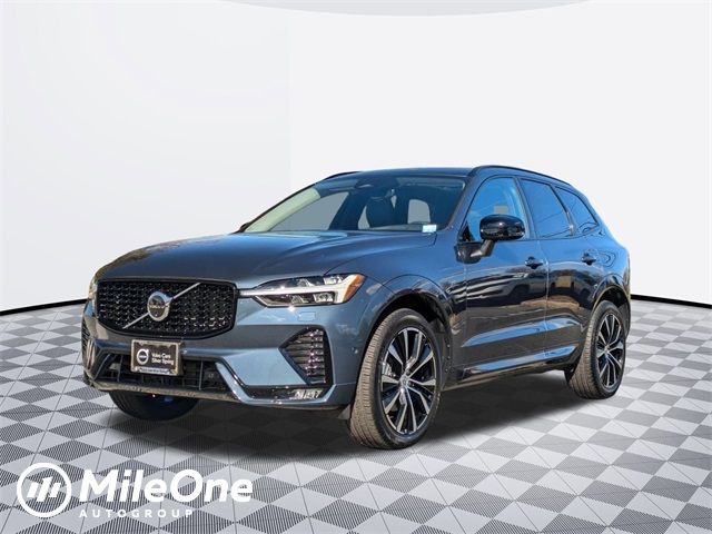 2024 Volvo XC60 Plus Dark Theme