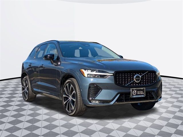 2024 Volvo XC60 Plus Dark Theme