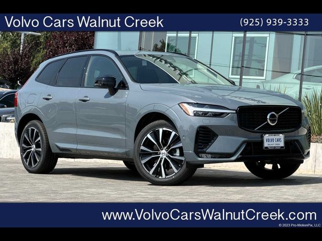 2024 Volvo XC60 Ultimate Dark Theme