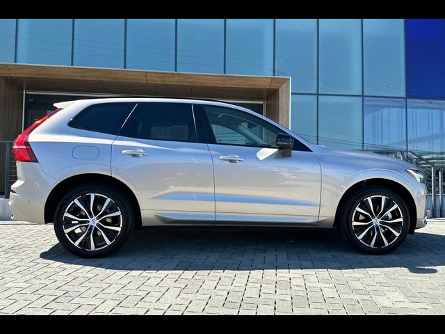 2024 Volvo XC60 Ultimate Dark Theme