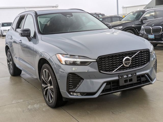 2024 Volvo XC60 Ultimate Dark Theme