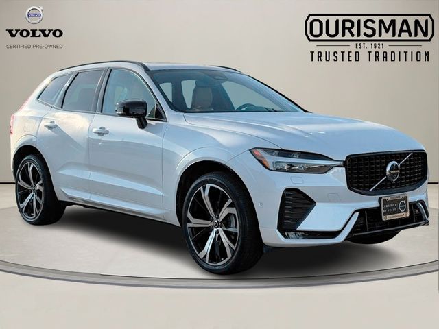 2024 Volvo XC60 Ultimate Dark Theme