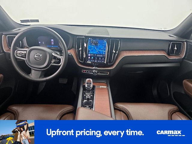 2024 Volvo XC60 Ultimate Dark Theme