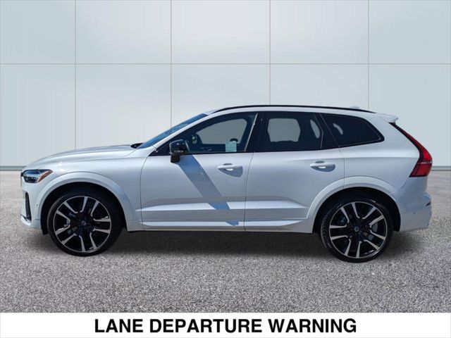 2024 Volvo XC60 Ultimate Dark Theme