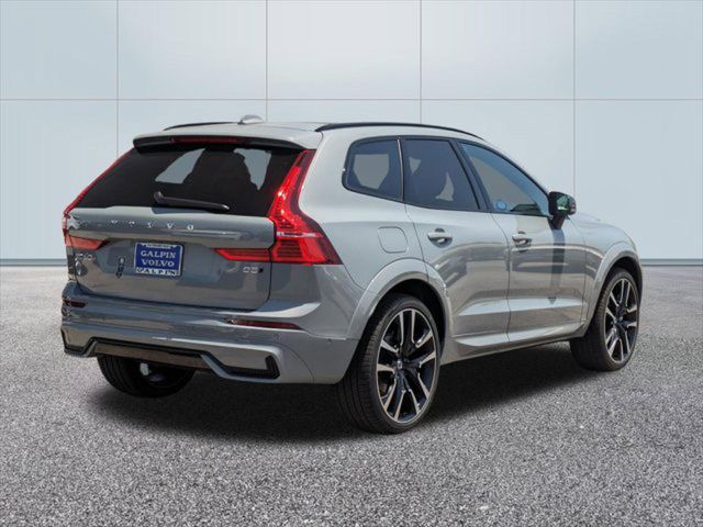 2024 Volvo XC60 Ultimate Dark Theme