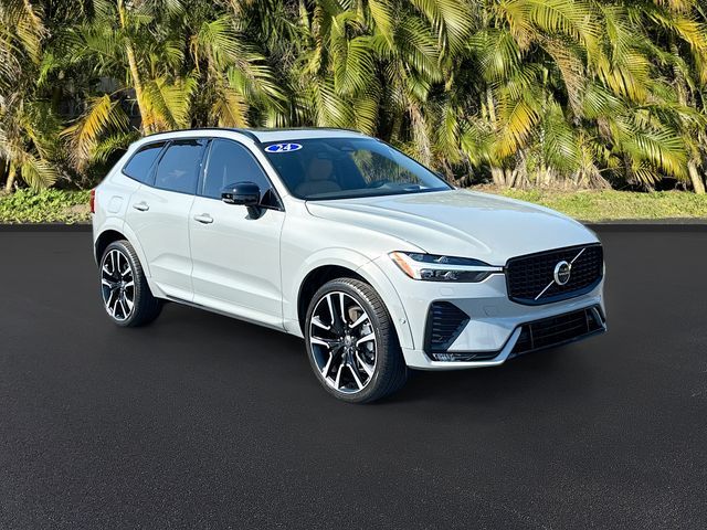 2024 Volvo XC60 Ultimate Dark Theme