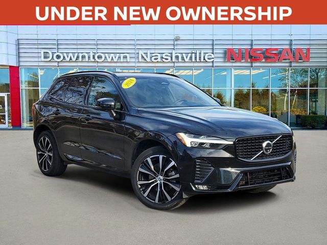 2024 Volvo XC60 Ultimate Dark Theme