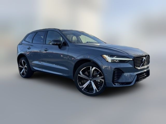 2024 Volvo XC60 Ultimate Dark Theme