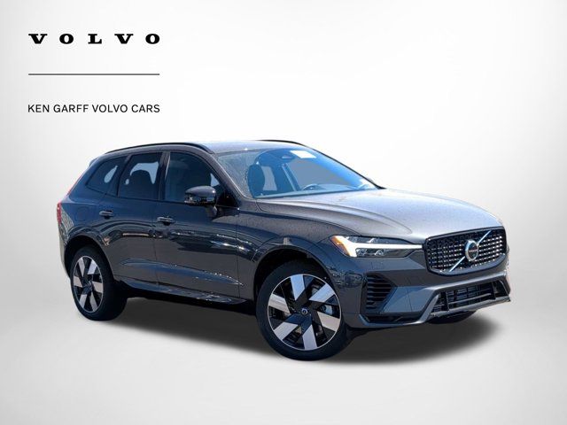 2025 Volvo XC60 Plug-In Hybrid Plus