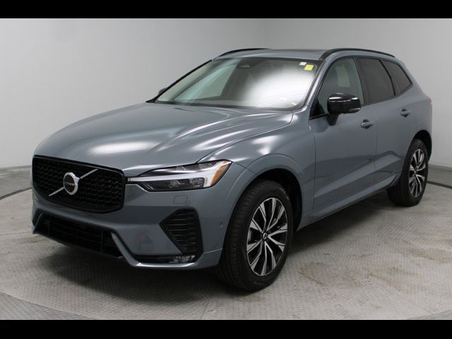 2024 Volvo XC60 Plus Dark Theme