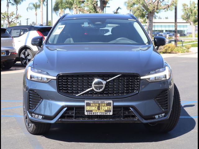 2024 Volvo XC60 Plus Dark Theme