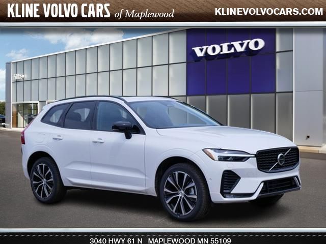 2024 Volvo XC60 Plus Dark Theme