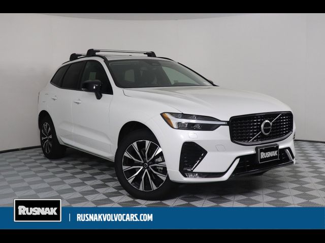 2024 Volvo XC60 Core Dark Theme