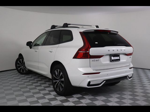 2024 Volvo XC60 Core Dark Theme