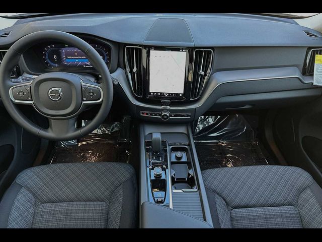 2024 Volvo XC60 Core Dark Theme