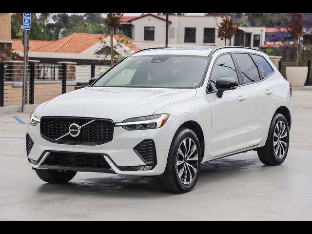 2024 Volvo XC60 Core Dark Theme